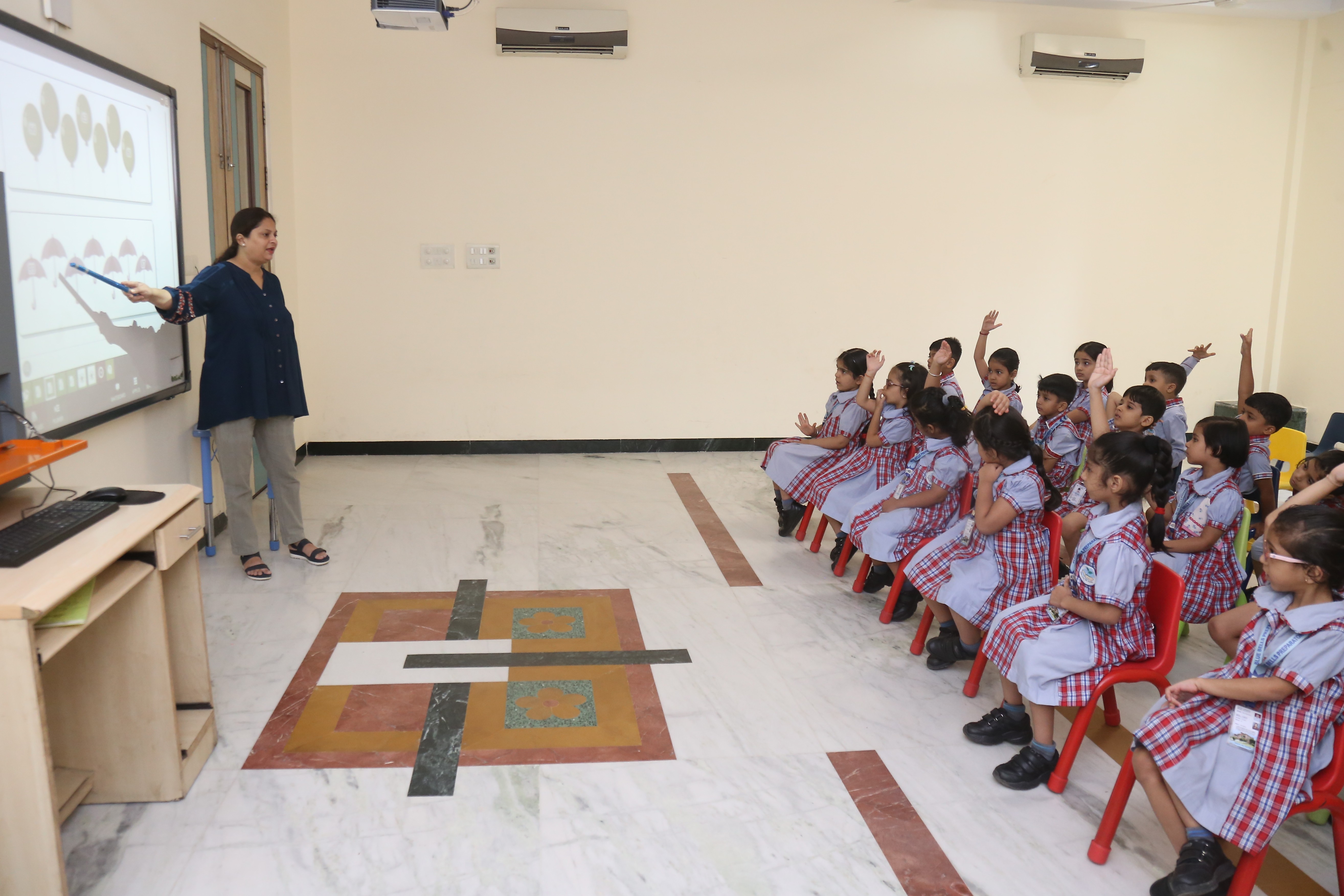 Tata Class Edge tata-class-edge